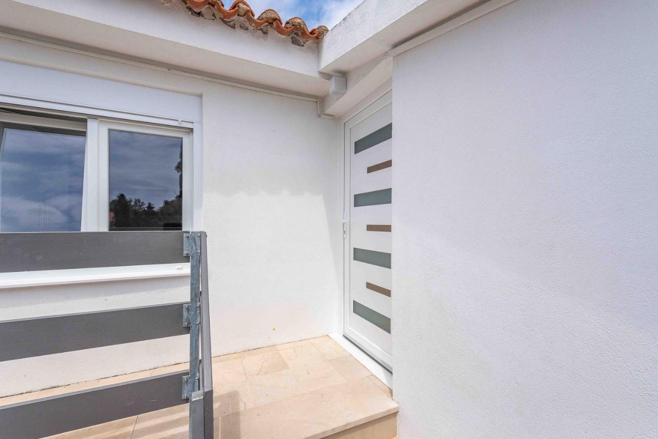 Apartmani Tatjana Novalja Ngoại thất bức ảnh