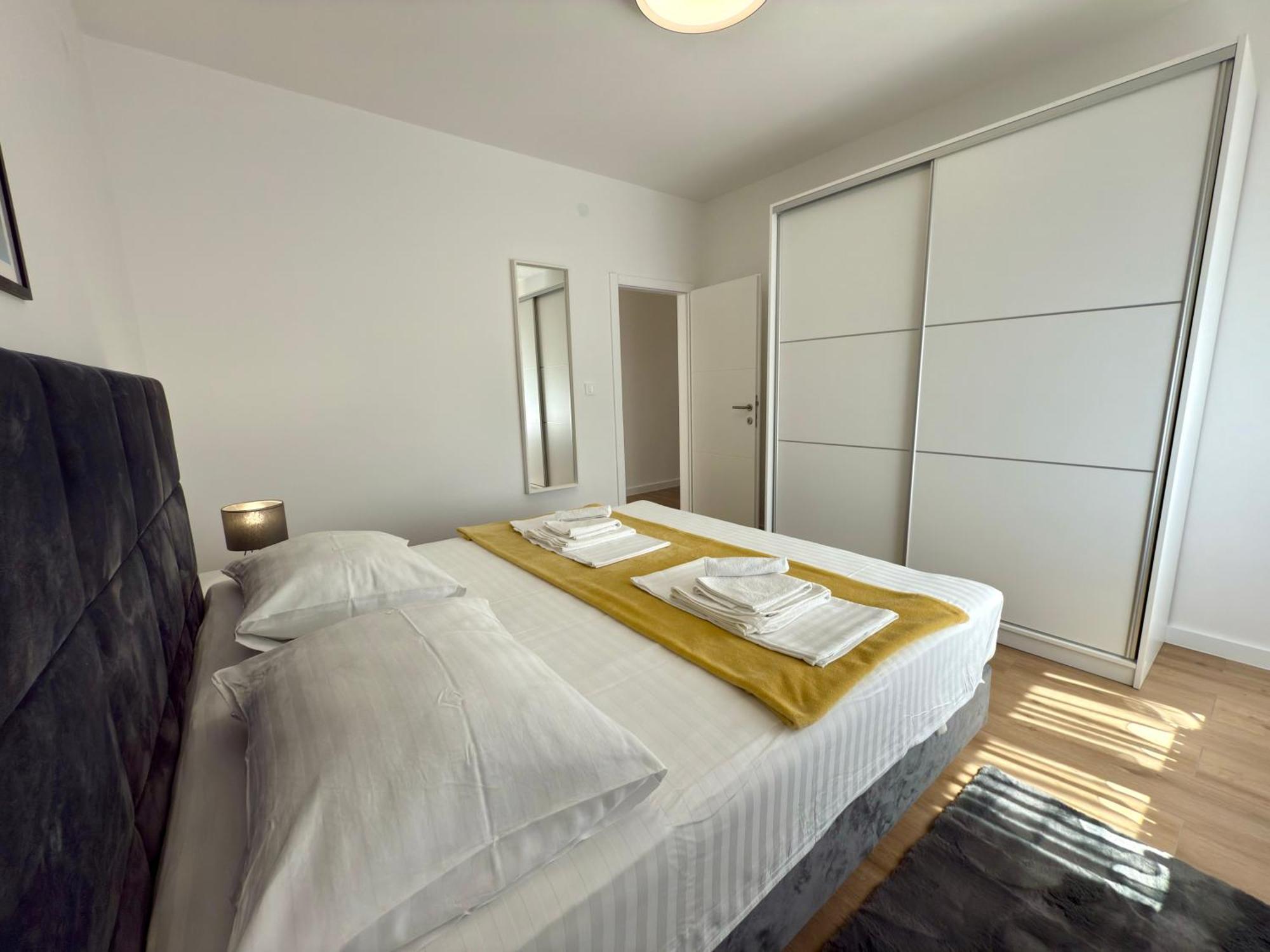 Apartmani Tatjana Novalja Ngoại thất bức ảnh